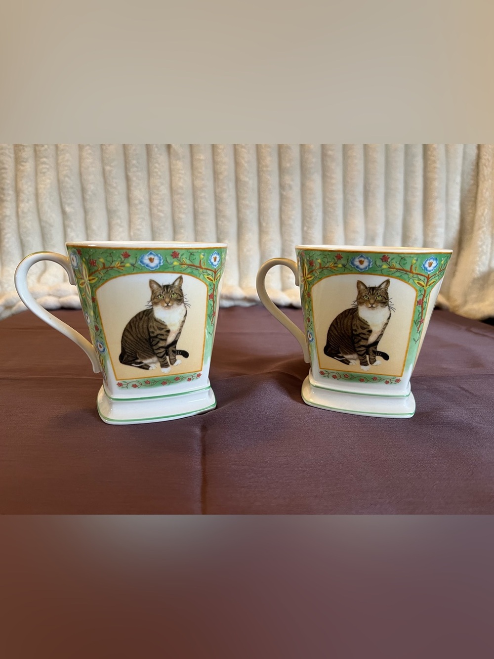 Sutherland Fine Bone China Cat Mugs Set Collectible
